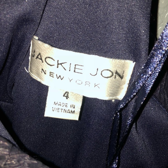 🆕 JACKIE JON 4 SLEEVELESS SHIRRED HALTER DRESS - Picture 4 of 8